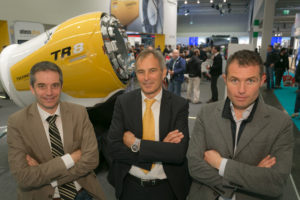 Von links nach rechts: Michael Mayr, TechnoAlpin Asien; Erich Gummerer, Geschäftsführer TechnoAlpin; Davide Cerato, Beschneiungsberater für die olympischen Winterspiele Pyeongchang 2018