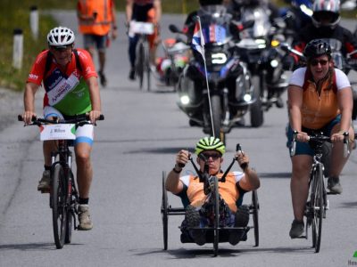 Handbiker bezwingen den Kaunertaler Gletscher