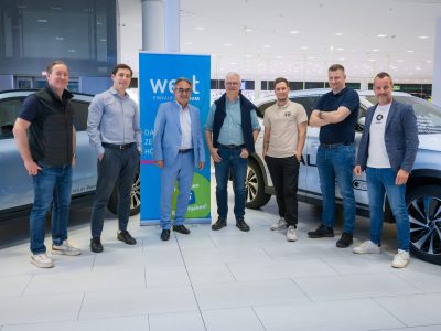 BU: v.l.n.r.: Florian Lantos (Autohaus Moriggl), Lukas Leiminger (Ellensohn-das Autohaus), Karl Weingrill (Center Manager), Martin Niederkofler ( Autohaus Niederkofler), Robin Roisch (GP Autoservice), Johannes Pichler (Autohaus Meisinger), Valentin Lösch (Pappas Tirol)
Fotocredit: EKZ west