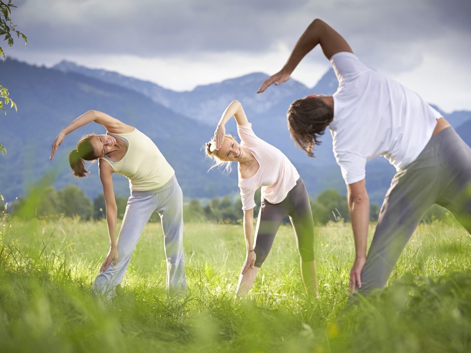 yoga-in-der-wiese